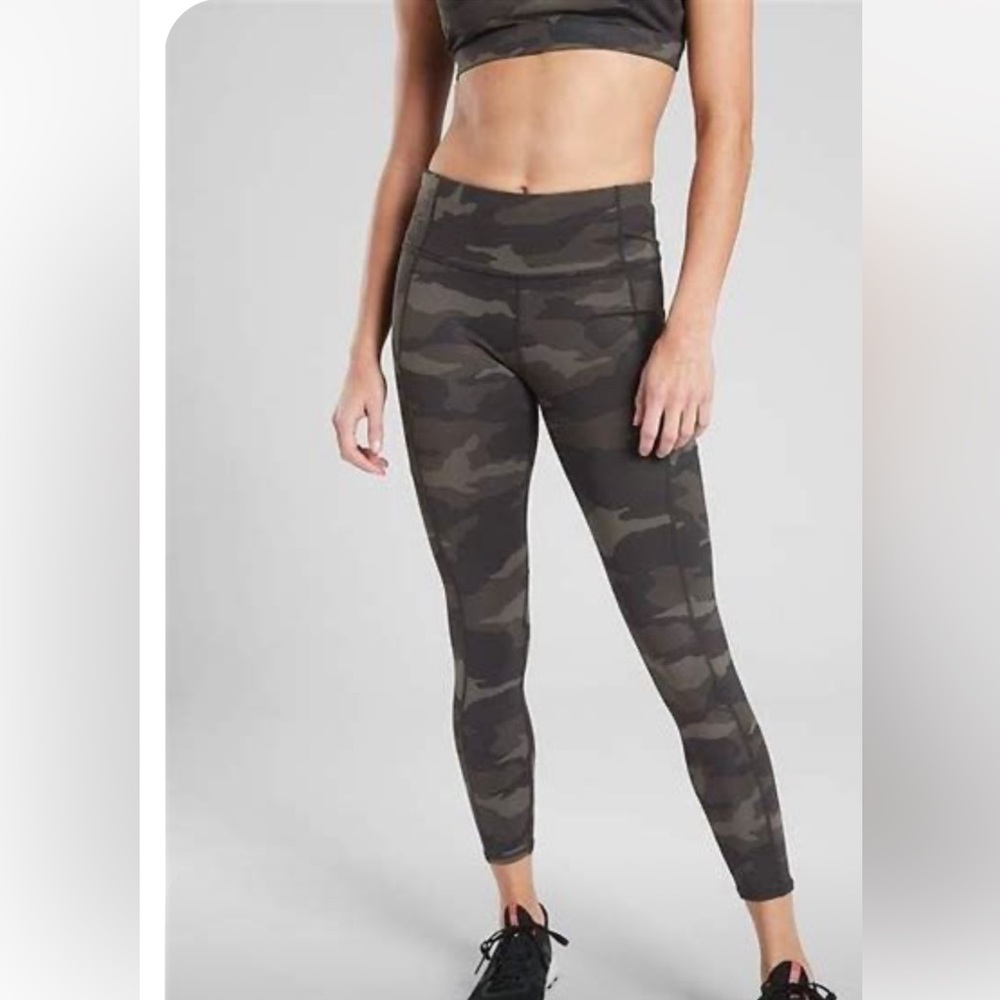 NWOT Athleta contender camp leggings 7/8 length